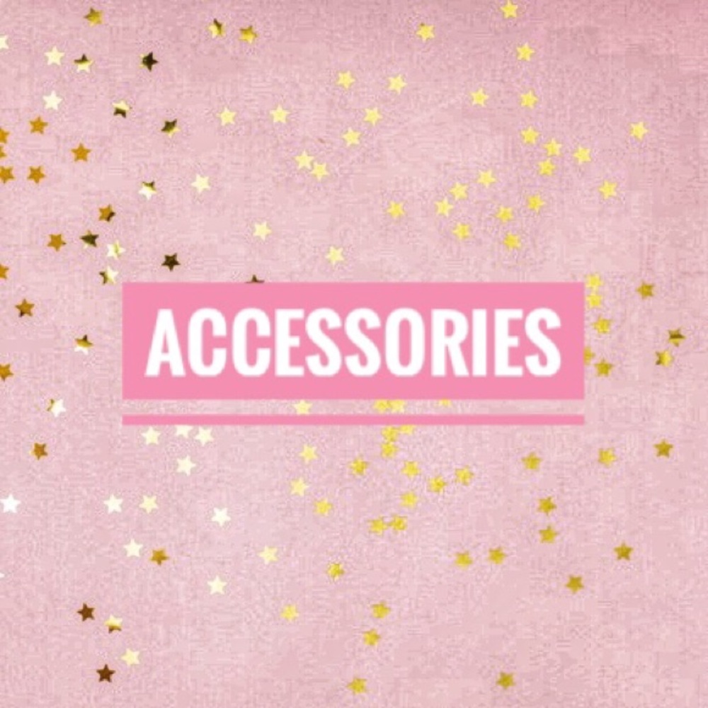 Accessories / Hats / Scarves / Belts